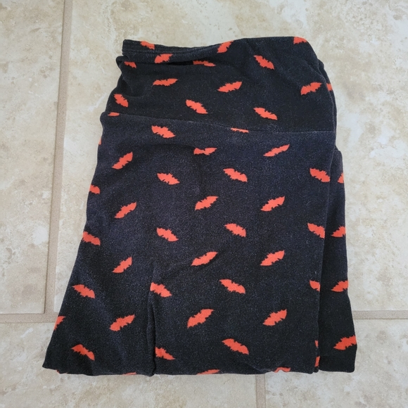 LuLaRoe Halloween Leggings - Picture 1 of 3